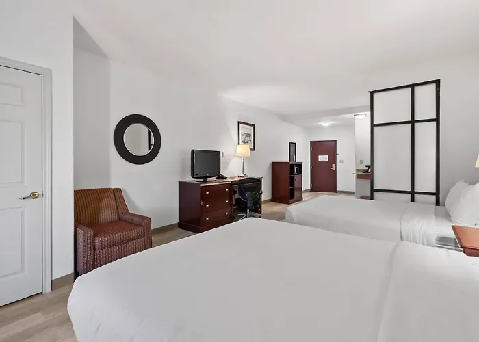 Comfort Worth Hotel