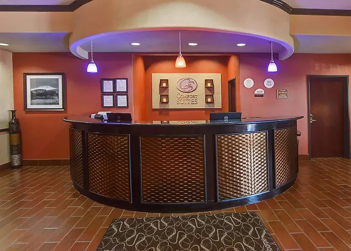 Comfort Worth Hotel